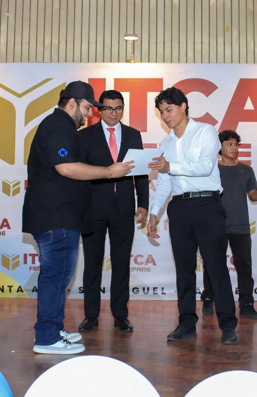The founder of ConsolTech presenting an award during the event